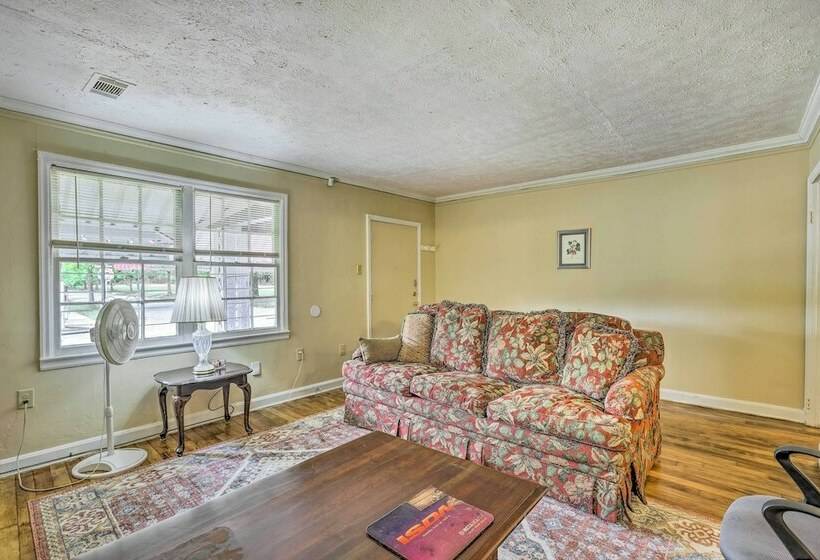 Montgomery Home W/ Porch In Prime Location!