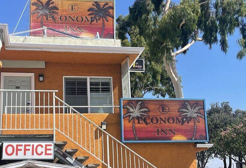 فندق على الطريق Economy Inn