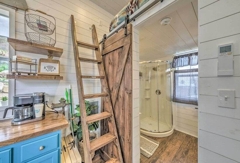 14 Mi To Ski Apache: Mountaintop Cabin W/ View