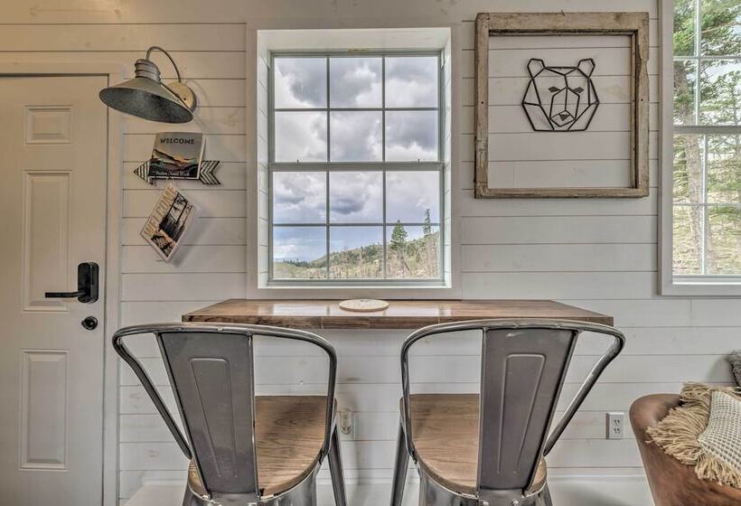 14 Mi To Ski Apache: Mountaintop Cabin W/ View