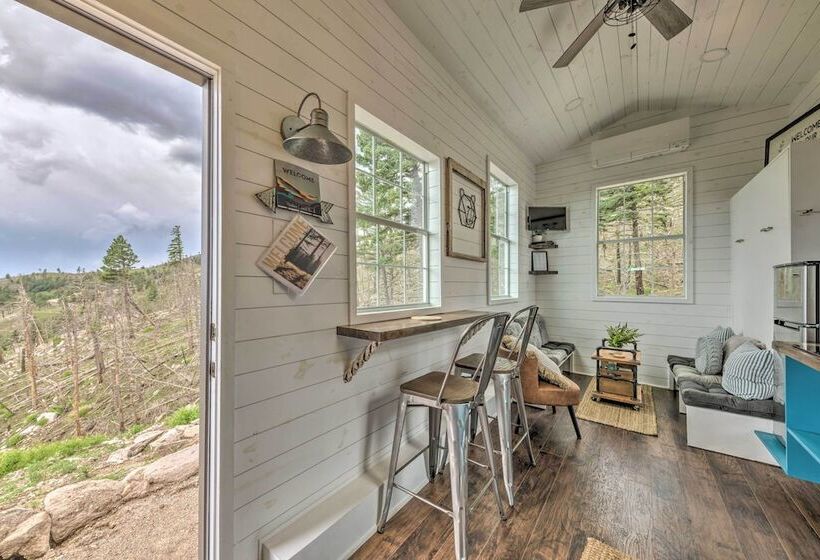 14 Mi To Ski Apache: Mountaintop Cabin W/ View