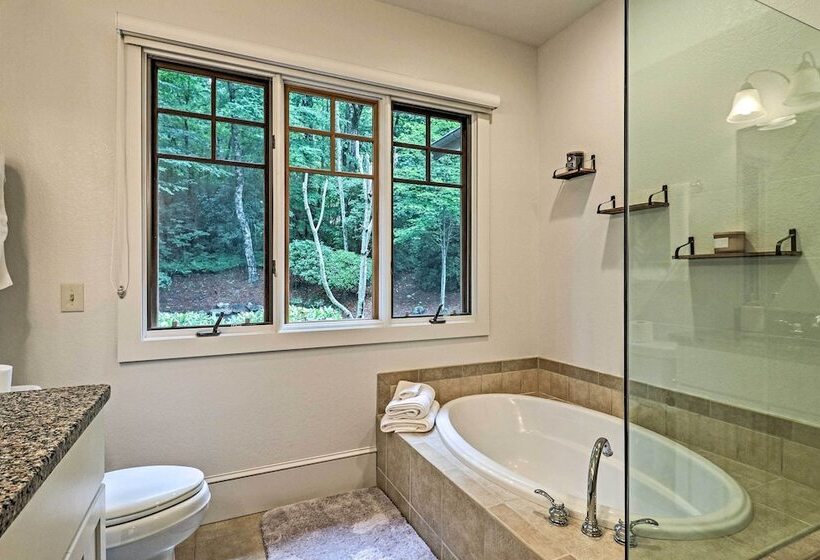 Cashiers Mountain Hideaway, Walk To Lake Glenville