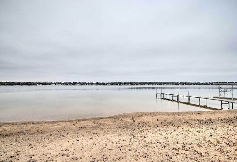 National City Cottage W/ Patio, Steps To Lake!