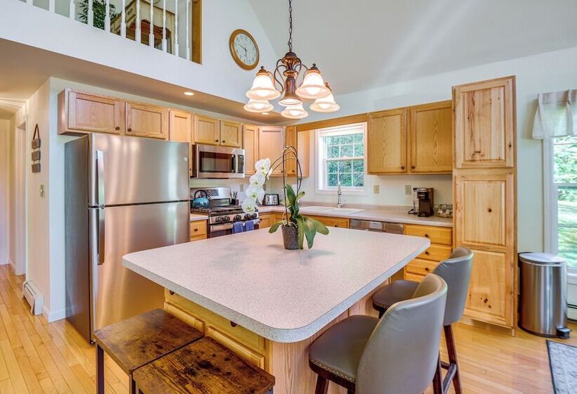 Conway Home W/ Game Room: 5 Private Beaches