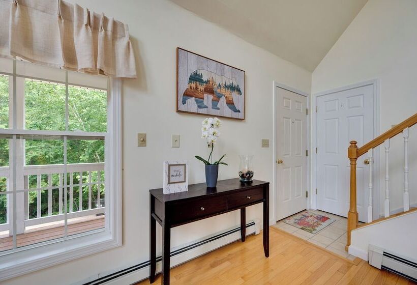 Conway Home W/ Game Room: 5 Private Beaches