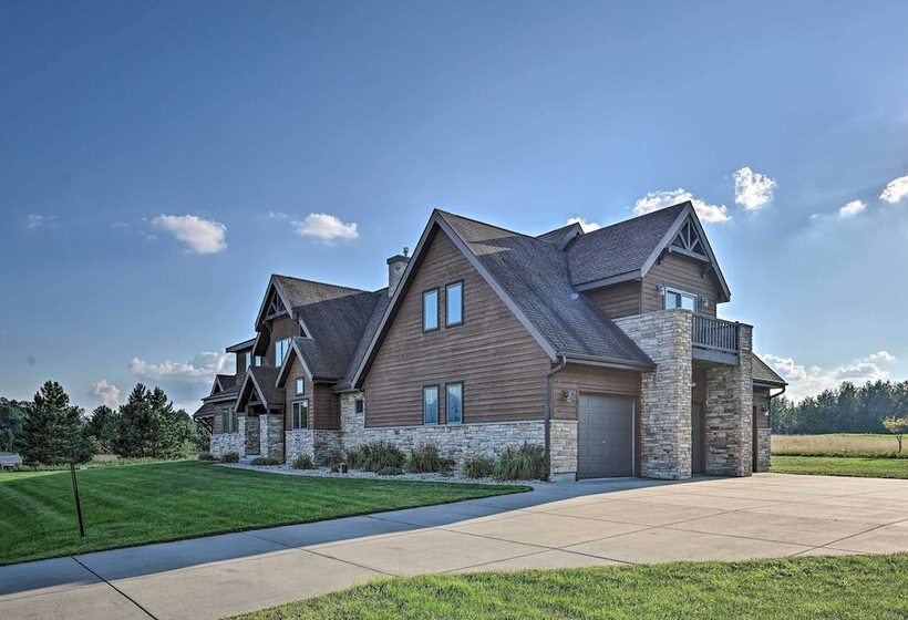 Northern Bay Resort Home   Half Mi To Lake!