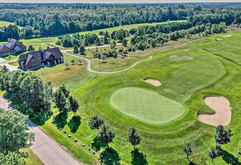 Northern Bay Resort Home   Half Mi To Lake!