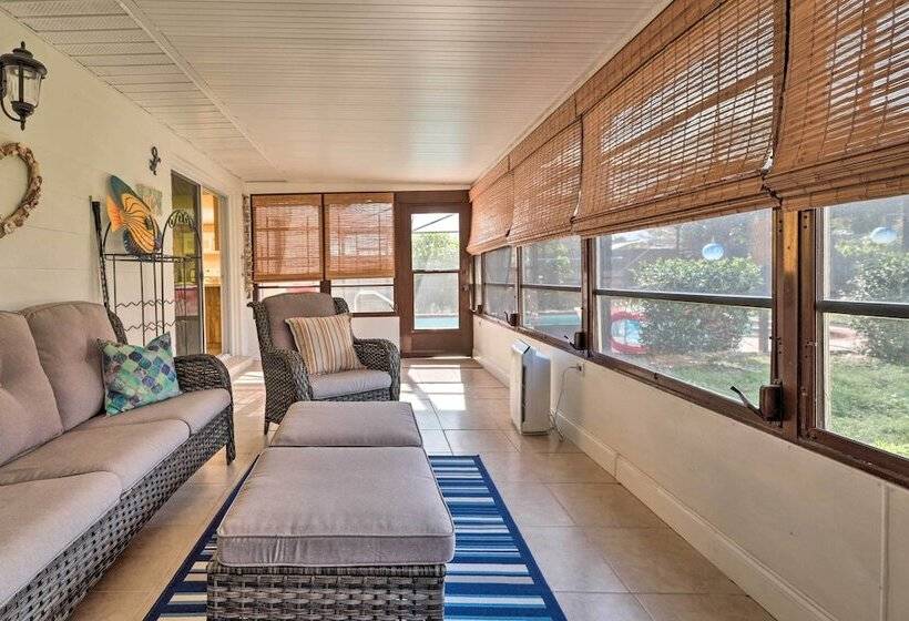 Outdoor Retreat In Edgewater W/ Private Pool