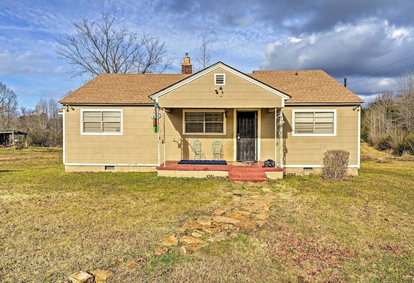 Oxford Home On Private Land < 7 Mi To Dtwn!