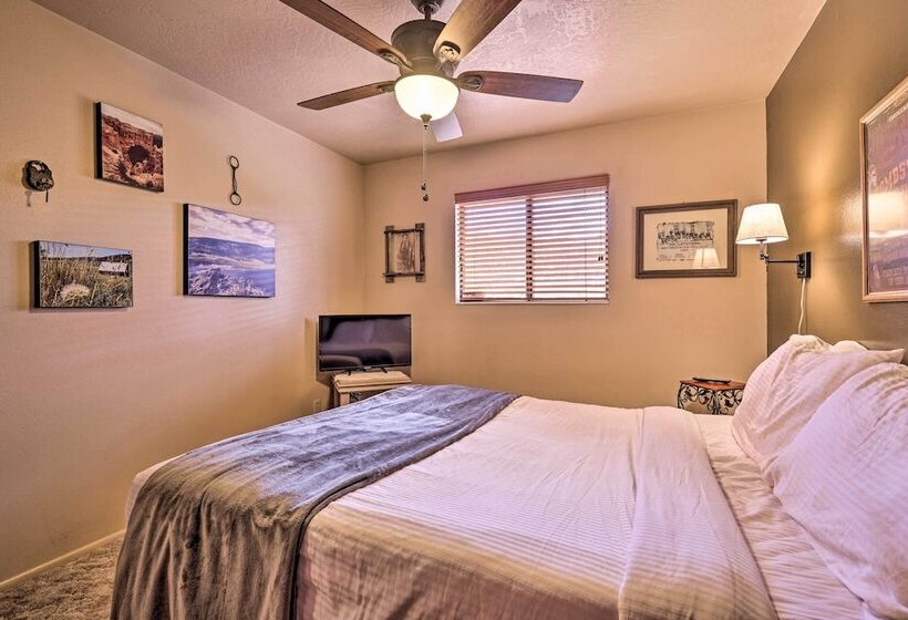 Parowan Escape With 2 Game Rooms, Deck & Yard!