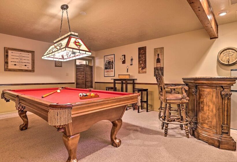 Parowan Escape With 2 Game Rooms, Deck & Yard!