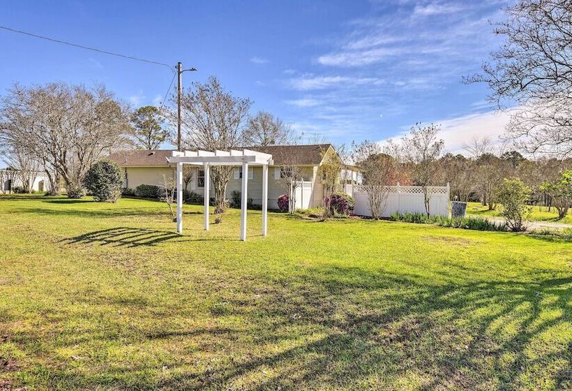 Peaceful Southern Countryside Escape W/ Porch