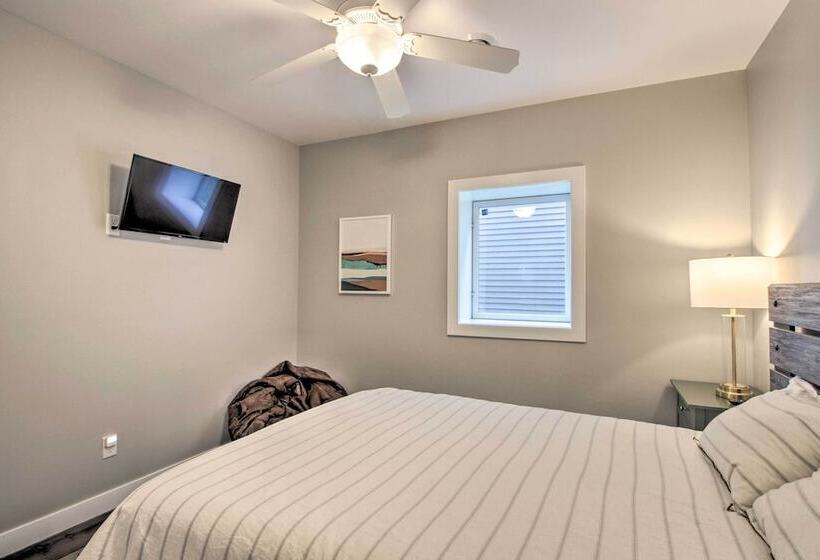 Pearl Lake Retreat W/ Dock & Stunning Views!