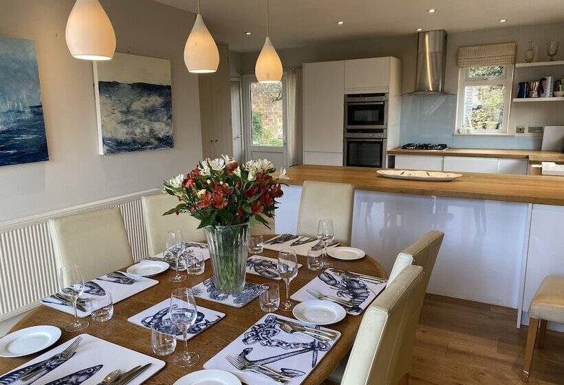 膳宿费 East Park Lodge