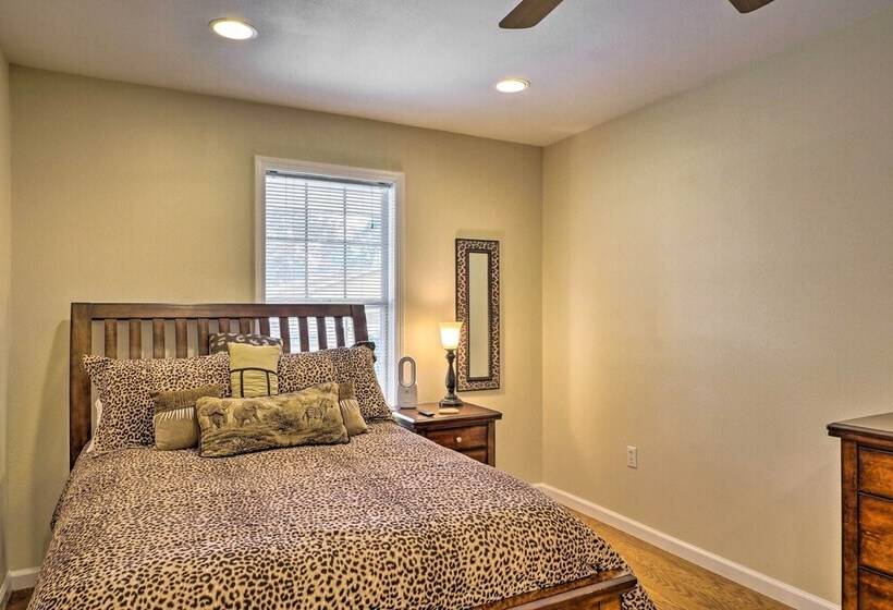 Pet Friendly Georgetown Home < 1 Mi To Dtwn!