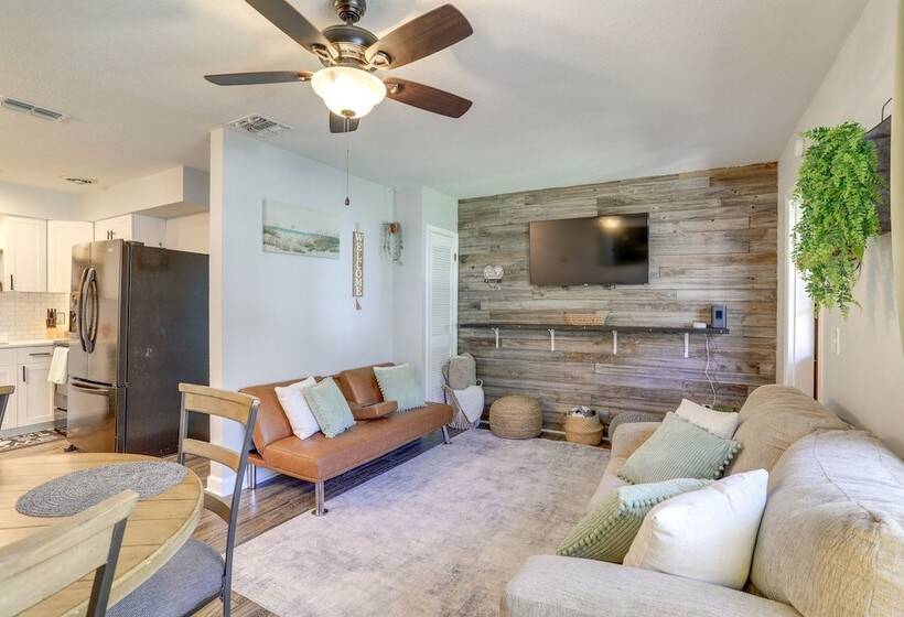 Pet Friendly Largo Escape W/ Fire Pit!