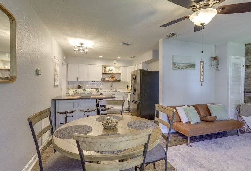 Pet Friendly Largo Escape W/ Fire Pit!