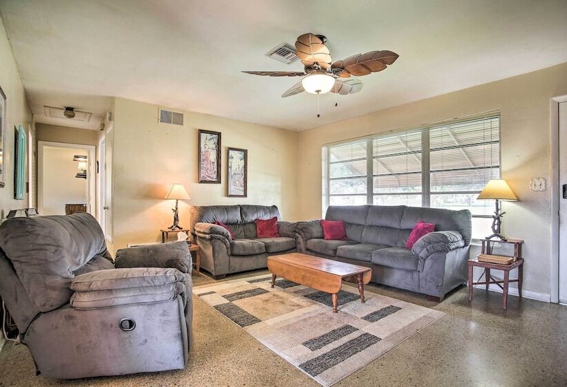 Pets Welcome: Cozy Home W/ Pool In Margate!