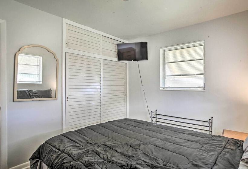 Pets Welcome: Cozy Home W/ Pool In Margate!