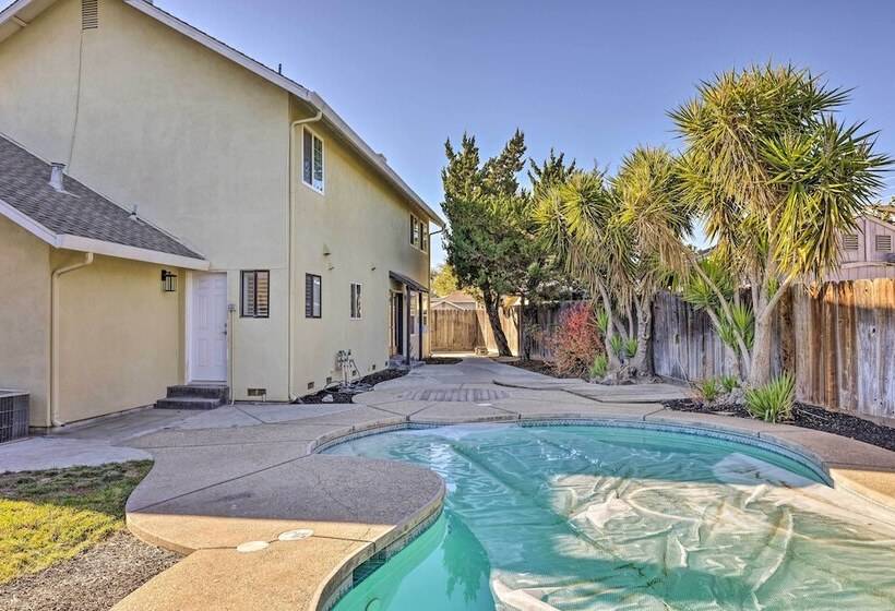 Modesto Home W/ Deck   2 Mi To Vintage Faire Mall