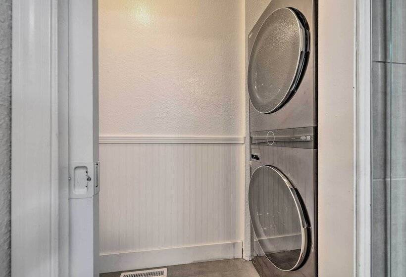 Modesto Home W/ Deck   2 Mi To Vintage Faire Mall