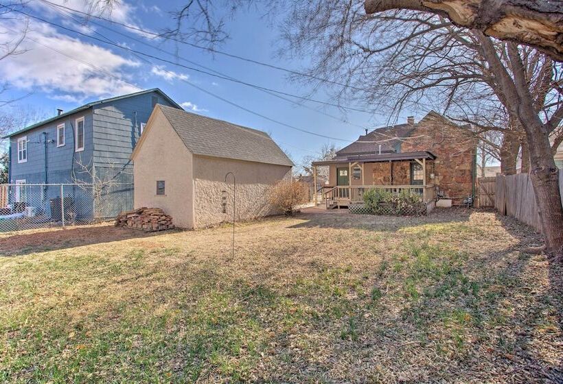 Pet Friendly Okc Home W/ Yard ~ 5 Mi To Dtwn!