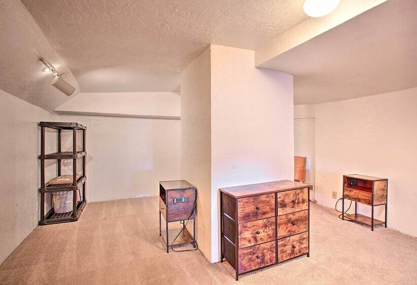 Pet Friendly Okc Home W/ Yard ~ 5 Mi To Dtwn!