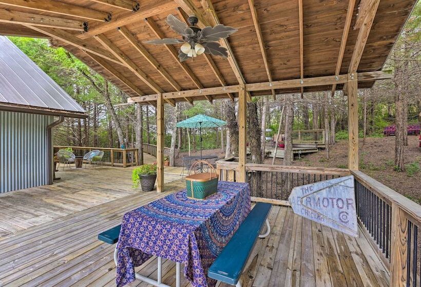 Pet Friendly Outdoor Paradise W/ Grill, Decks