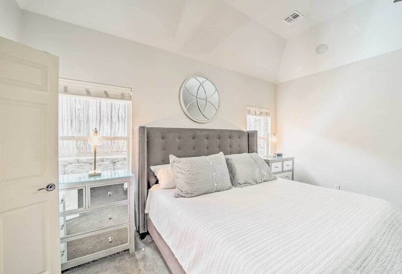 Pet Friendly Tulsa Escape W/ Private Hot Tub!