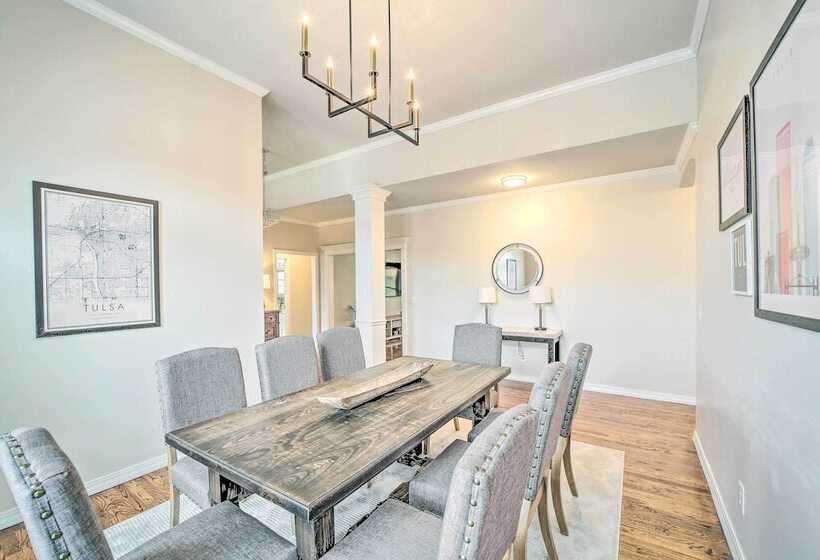 Pet Friendly Tulsa Escape W/ Private Hot Tub!