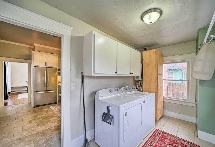 Pet Friendly Tulsa Home, 2 Mi To Downtown!