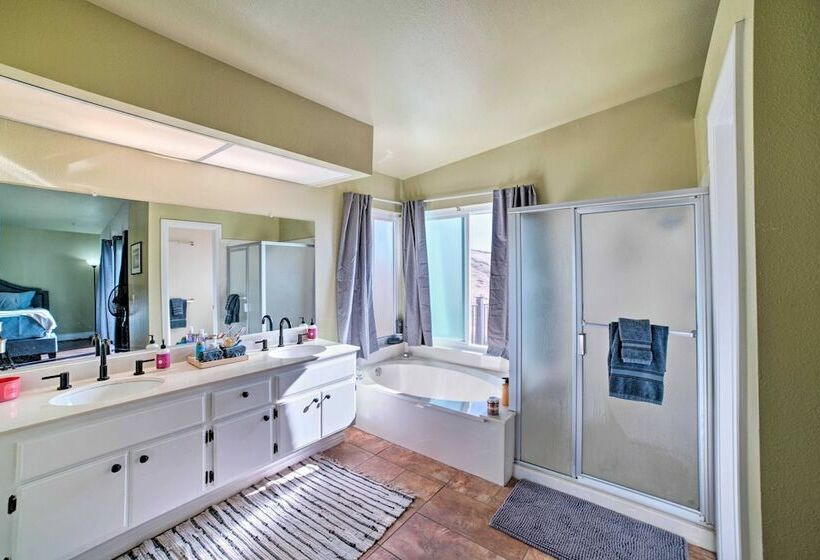 Pet Friendly Moreno Valley Home W/ Mtn Views!