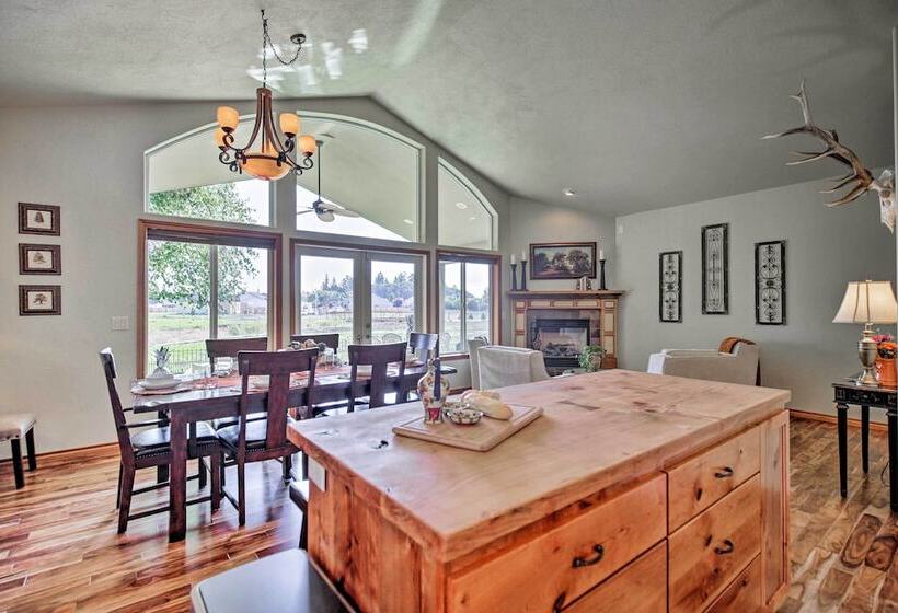 Polished Mcminnville House < 2 Mi. From Town!