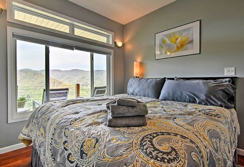Private Blue Ridge Home W/ Hot Tub, Mountain Views