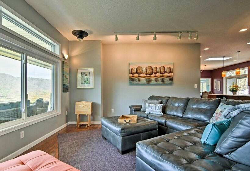 Private Blue Ridge Home W/ Hot Tub, Mountain Views