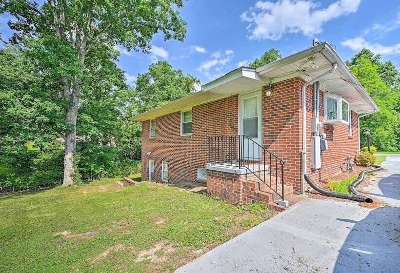 Greensboro Home < 4 Mi To Downtown!