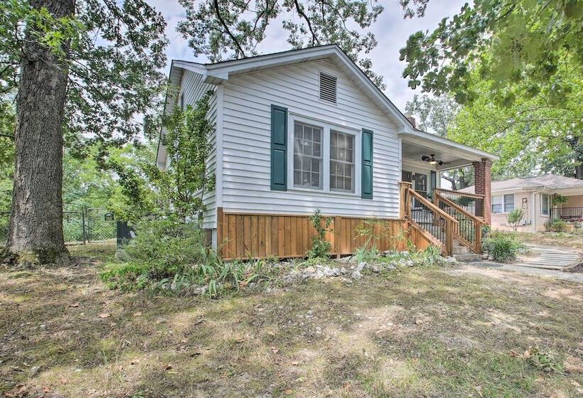 2 Mi To Central Ave: Quaint Hot Springs Home!