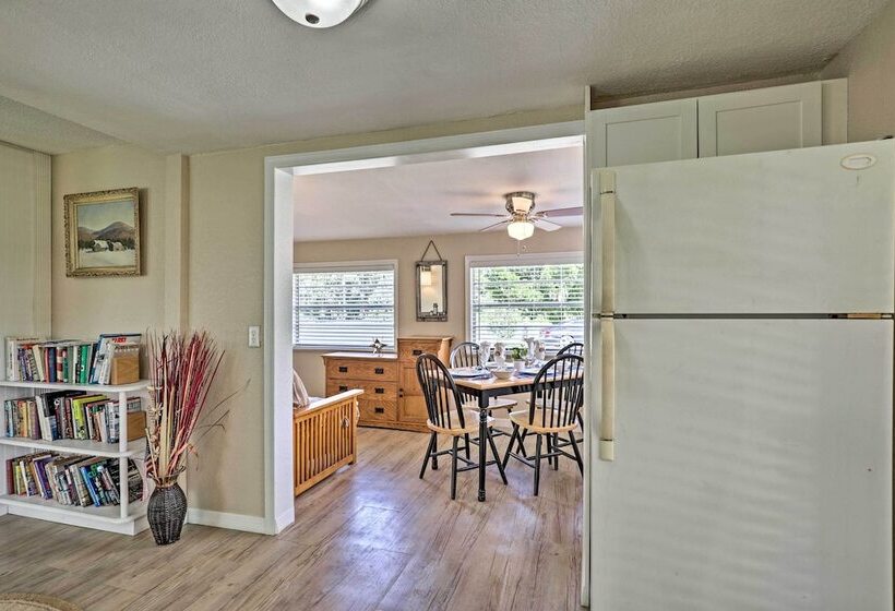 Quiet Pomona Park Rural Home Near St Johns River!