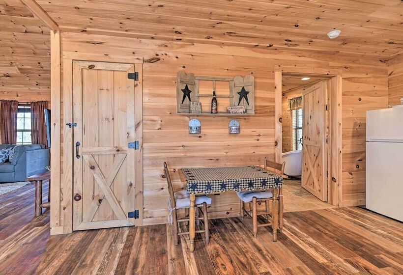 Quiet & Secluded Berea Cabin On 70 Acre Farm!