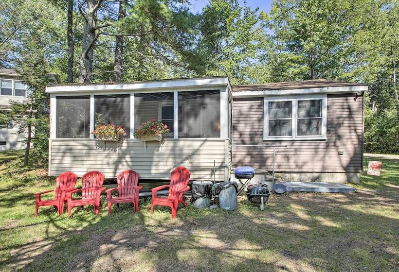 Raymond Retreat W/ 200 Feet Of Private Beach!