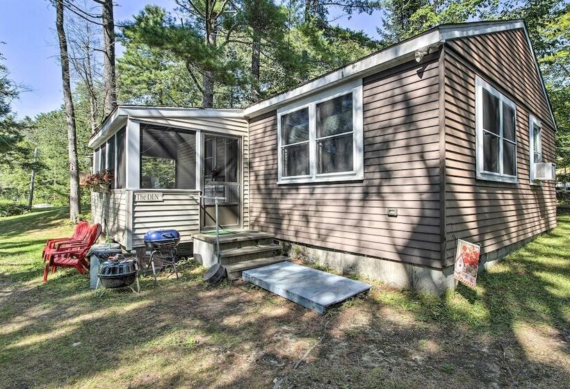 Raymond Retreat W/ 200 Feet Of Private Beach!