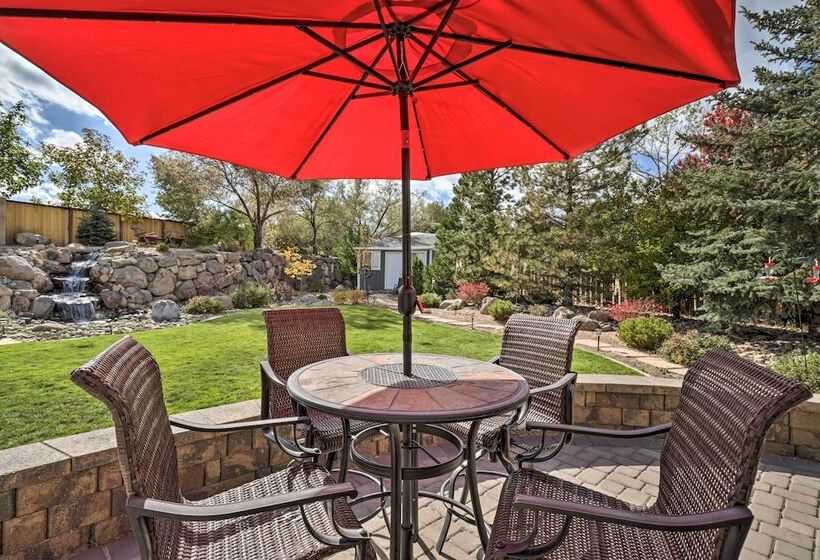 Reno Home W/ Private Yard + Hot Tub