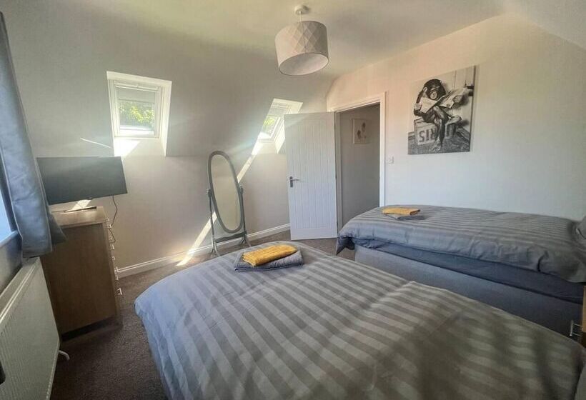 住所 Beautiful 2 Bed House In Lincoln