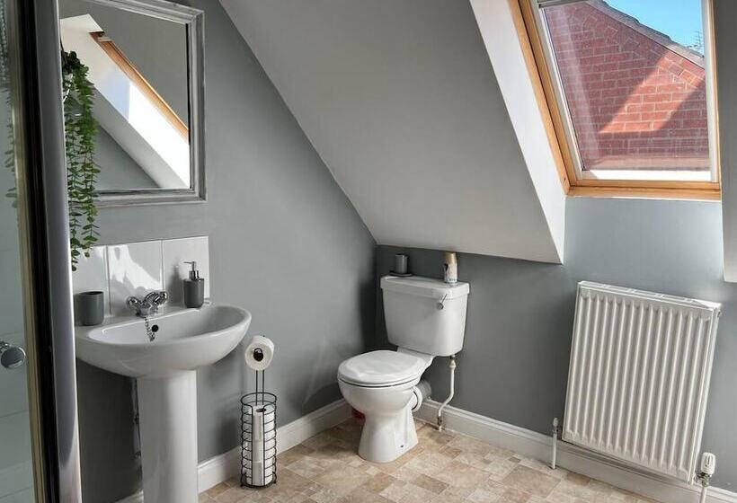 住所 Beautiful 2 Bed House In Lincoln