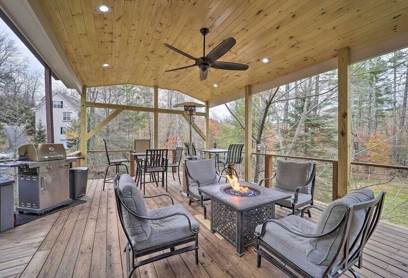 Riverfront Newland Home W/ Pool & Golf Club Access