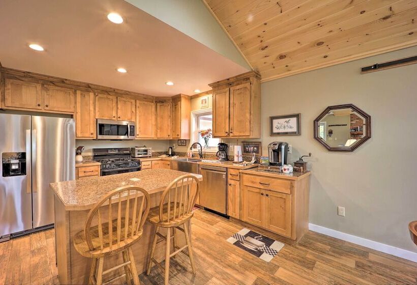 Riverfront Newland Home W/ Pool & Golf Club Access