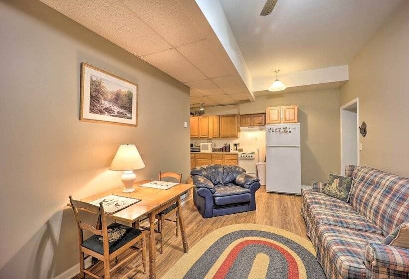 Riverfront Newland Home W/ Pool & Golf Club Access