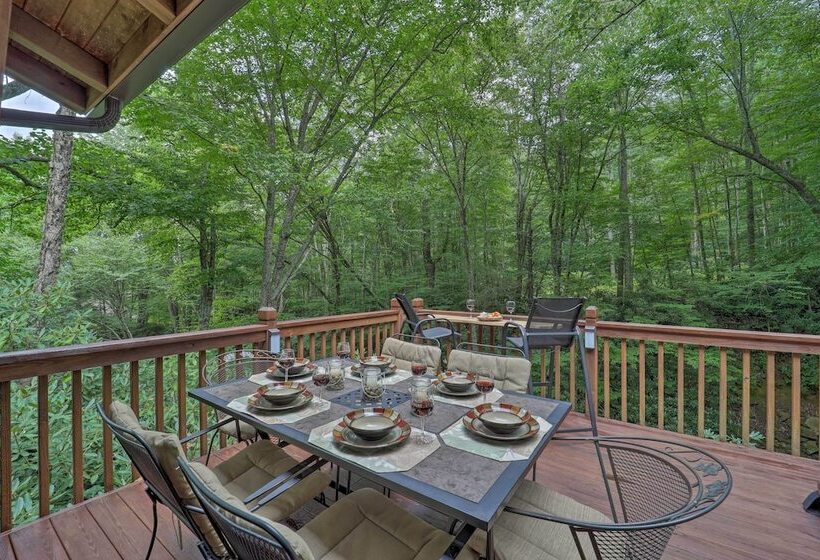 Peaceful  Rocky Creek Cabin  W/ Hot Tub & Views!