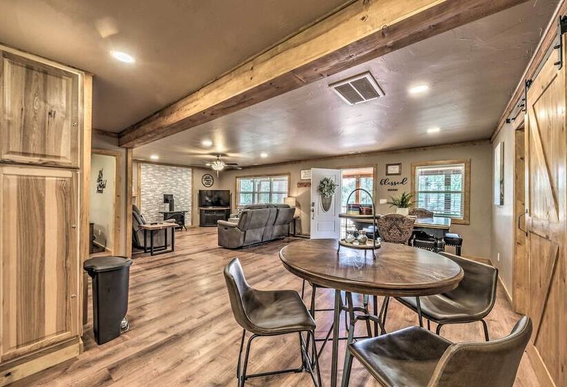 Ruidoso Cabin W/ Patio   Walk To Midtown!