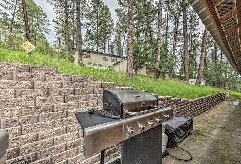 Ruidoso Cabin W/ Patio   Walk To Midtown!